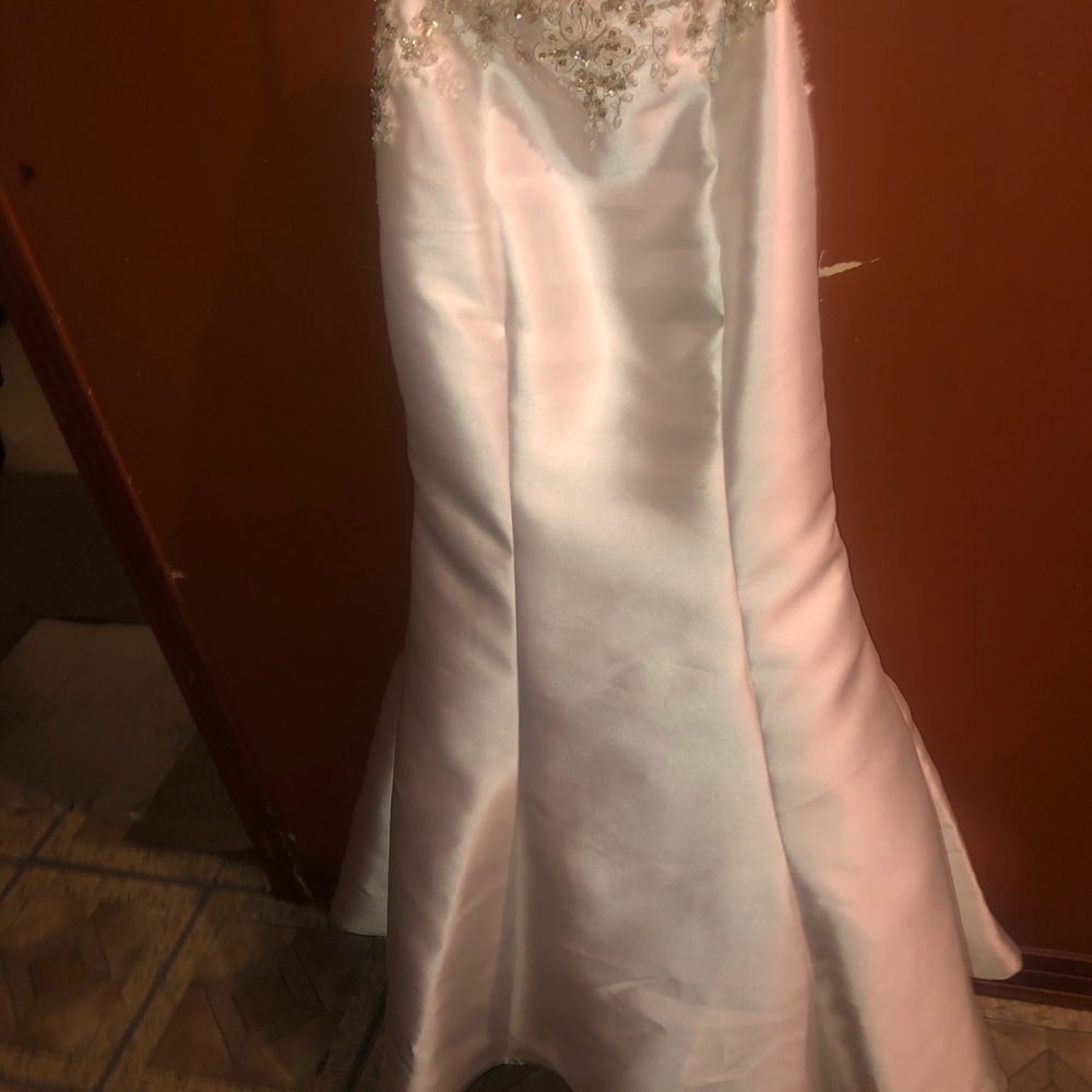 Prom dress - Picture 2 of 2